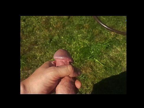 ❤️ Hottie si fa scopare a figa rosa è cums cun un squirt in un giardinu d'estate Sluts à noi % co.valeshop.top% ❌❤